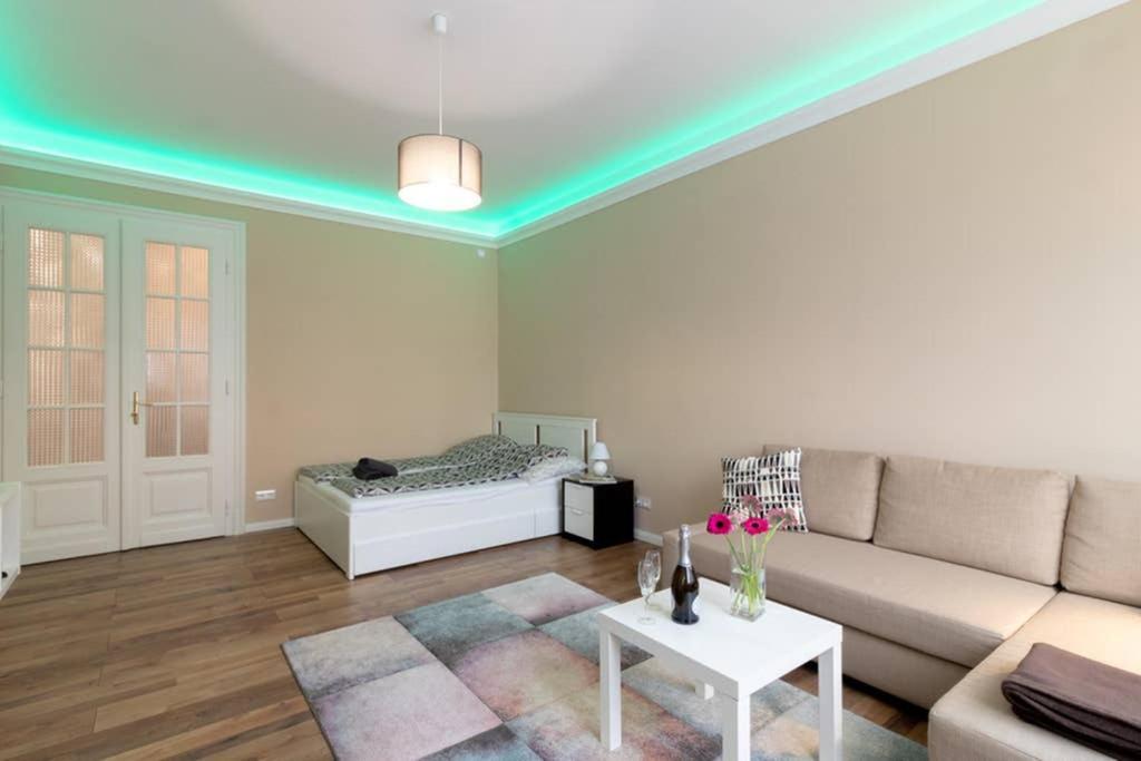 Nice And Cozy Apartment Next To The Parliament Budapest Eksteriør billede