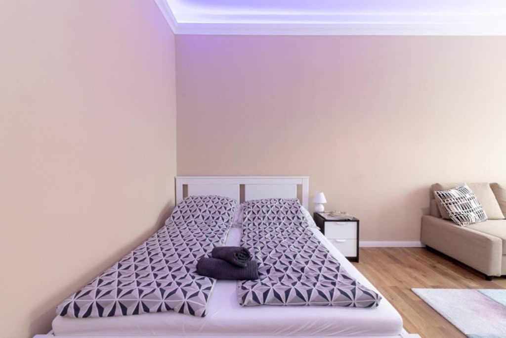 Nice And Cozy Apartment Next To The Parliament Budapest Eksteriør billede